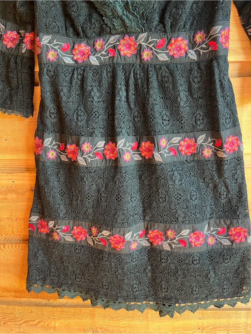 FLYING TOMATO - Boho Black Lace Mini Dress with Pink Floral Embroidery - Picture 9 of 10